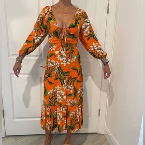 Never Worn intricately detailed Zara dress.